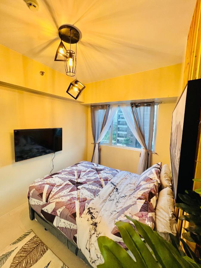 * *P Fantastic 2Br Option For 8 Lägenhet Iloilo City Exteriör bild