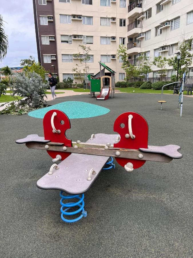 * *P Fantastic 2Br Option For 8 Lägenhet Iloilo City Exteriör bild